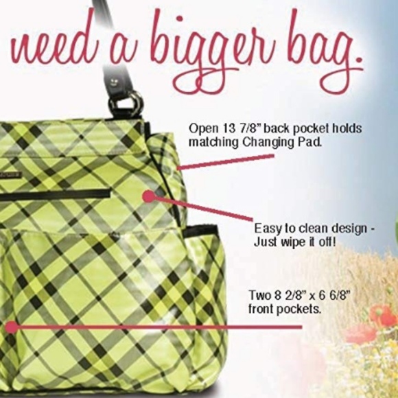 Delilah Shell with a diaper changing pad - Picture 3 of 4